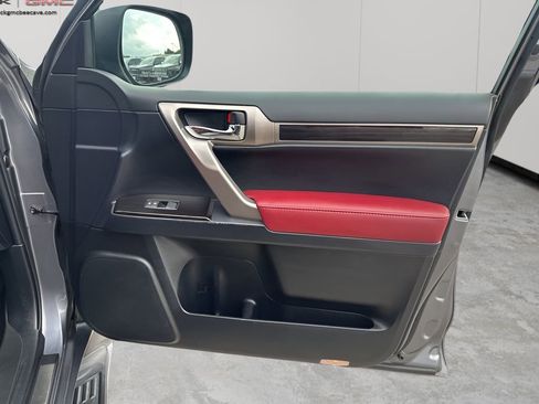 Used 2021 Lexus GX 460 image 13