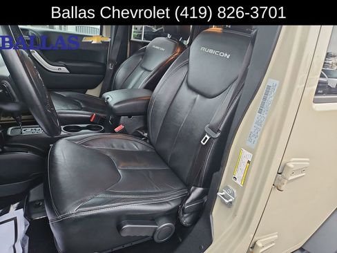 Used 2017 Jeep Wrangler Unlimited Rubicon w/ Cold Weather Group image 20