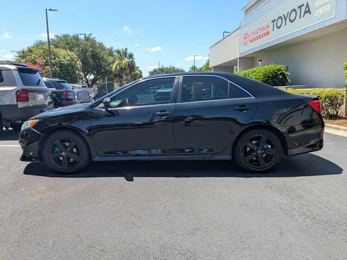 Used 2013 Toyota Camry SE FWD image 8