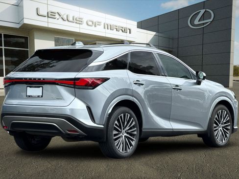 Used 2023 Lexus RX 350 Premium Plus w/ Cold Area Package FWD image 9