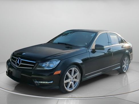 Used 2014 Mercedes-Benz C 300 4MATIC Sedan image 12