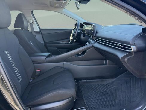 Used 2023 Hyundai Elantra SEL w/ Convenience Package FWD image 23