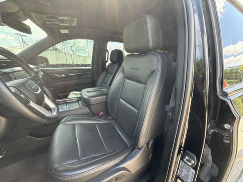 Certified 2023 GMC Yukon Denali AWD/4WD image 19