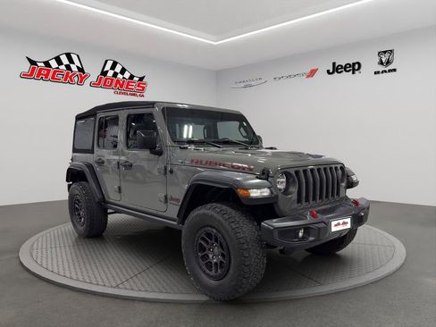 Used 2022 Jeep Wrangler Unlimited Rubicon w/ Xtreme Recon 35" Tire Package image 13