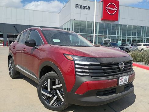 New 2026 Nissan Kicks SV image 1