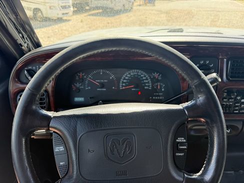Used 2001 Dodge Ram 2500 Truck 4x4 Quad Cab image 16