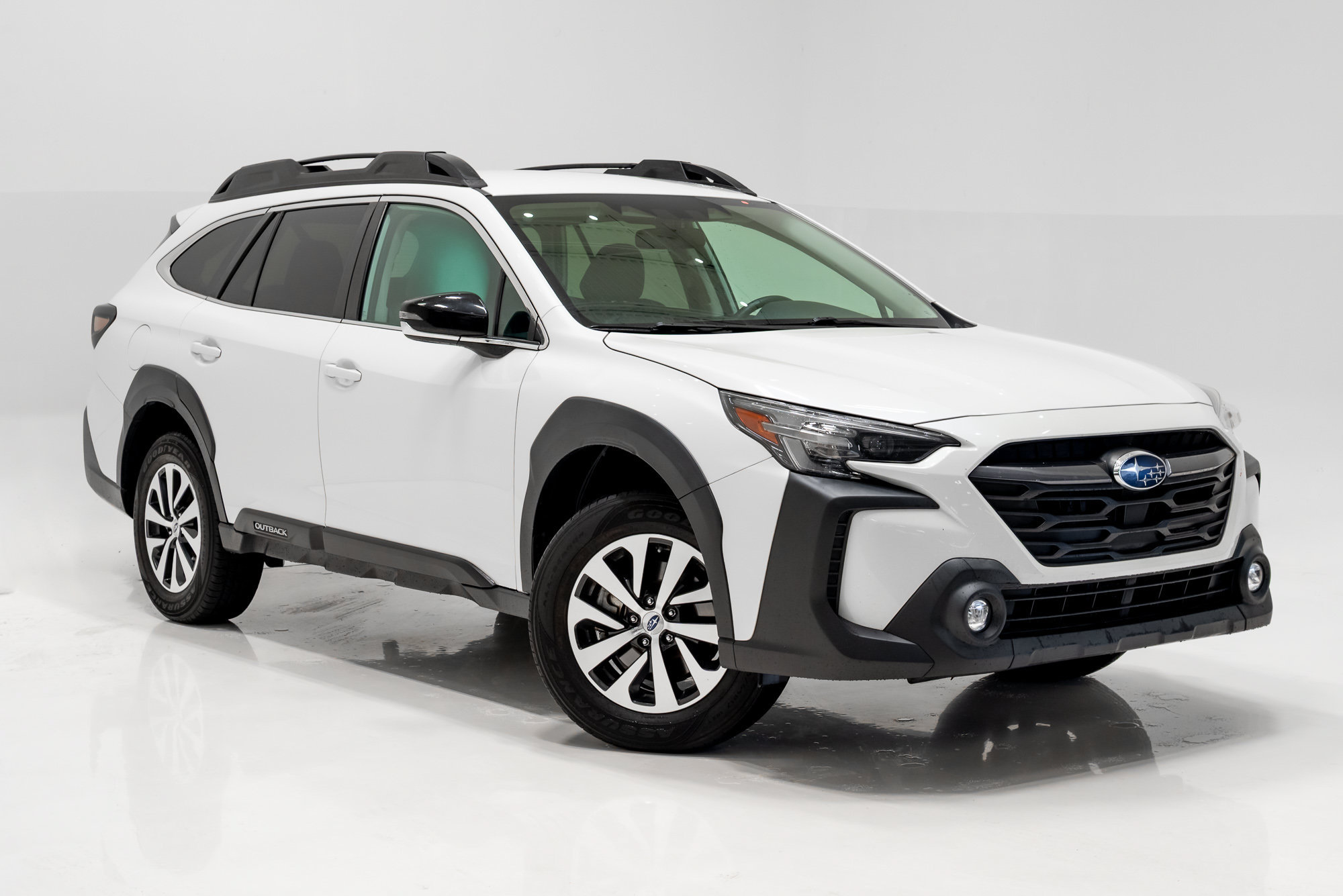 Used 2024 Subaru Outback Premium AWD/4WD image 8