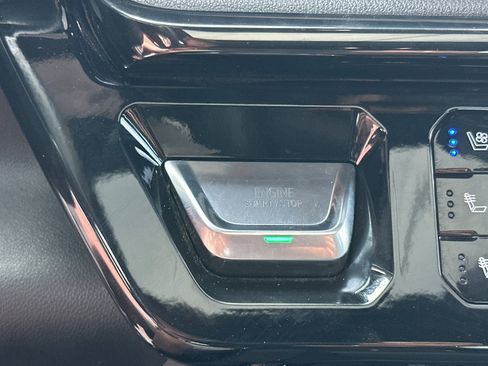 Used 2024 GMC Sierra 2500 AT4 w/ AT4 Premium Plus Package image 25