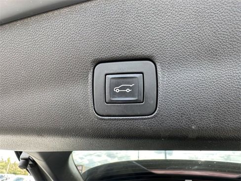 Used 2022 Chevrolet TrailBlazer ACTIV w/ Sun and Liftgate Package image 42