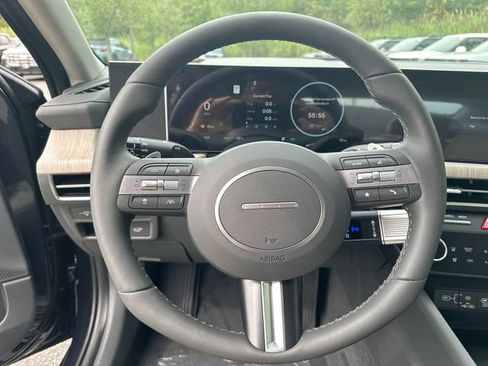 New 2025 Hyundai Sonata Limited image 13