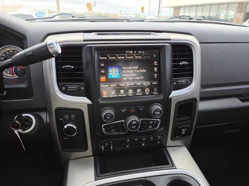 Used 2016 RAM 2500 Big Horn image 36