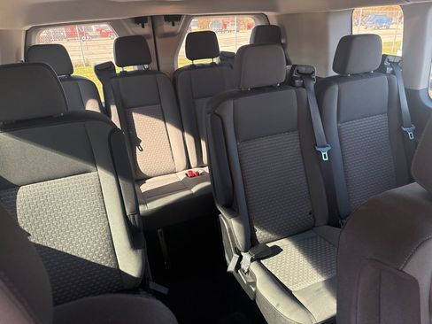 Used 2022 Ford Transit 350 XLT image 17