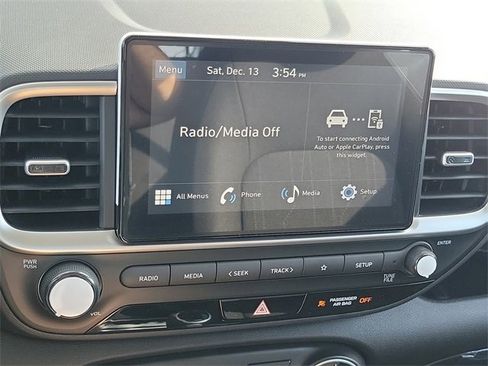 New 2026 Hyundai Venue SE image 8