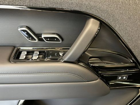 New 2026 Land Rover Range Rover Sport Dynamic SE image 15