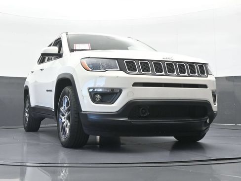 Used 2020 Jeep Compass Latitude FWD image 63