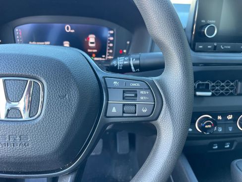 Used 2024 Honda Accord EX image 34