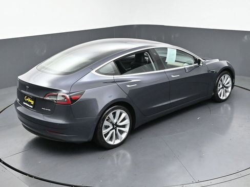 Used 2018 Tesla Model 3 Performance image 38