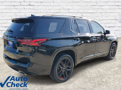 Used 2023 Chevrolet Traverse Premier w/ Redline Edition FWD image 4