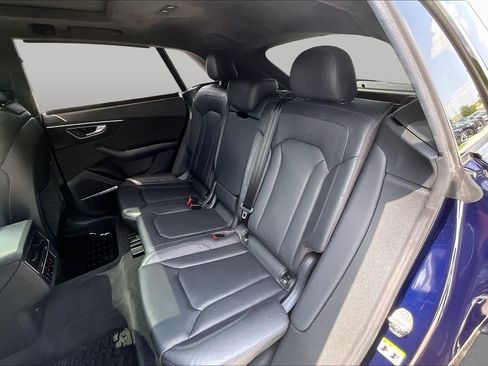 Used 2020 Audi Q8 Prestige AWD/4WD image 19