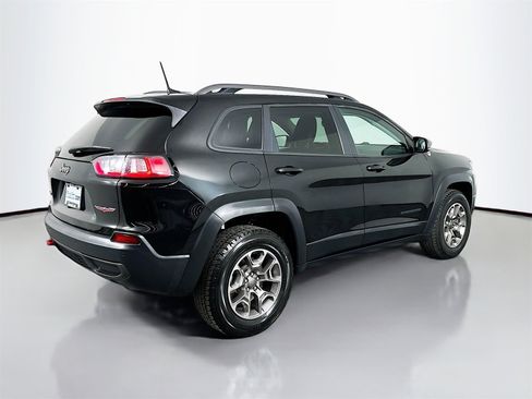 Used 2020 Jeep Cherokee Trailhawk w/ Cold Weather Group image 7