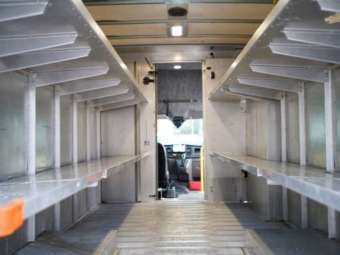 Used 2021 Ford Transit 350 DRW RWD image 11