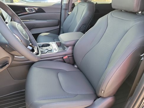 New 2026 Kia Carnival SX Prestige image 4