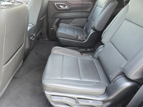 Used 2023 Chevrolet Tahoe Z71 w/ Luxury Package image 29