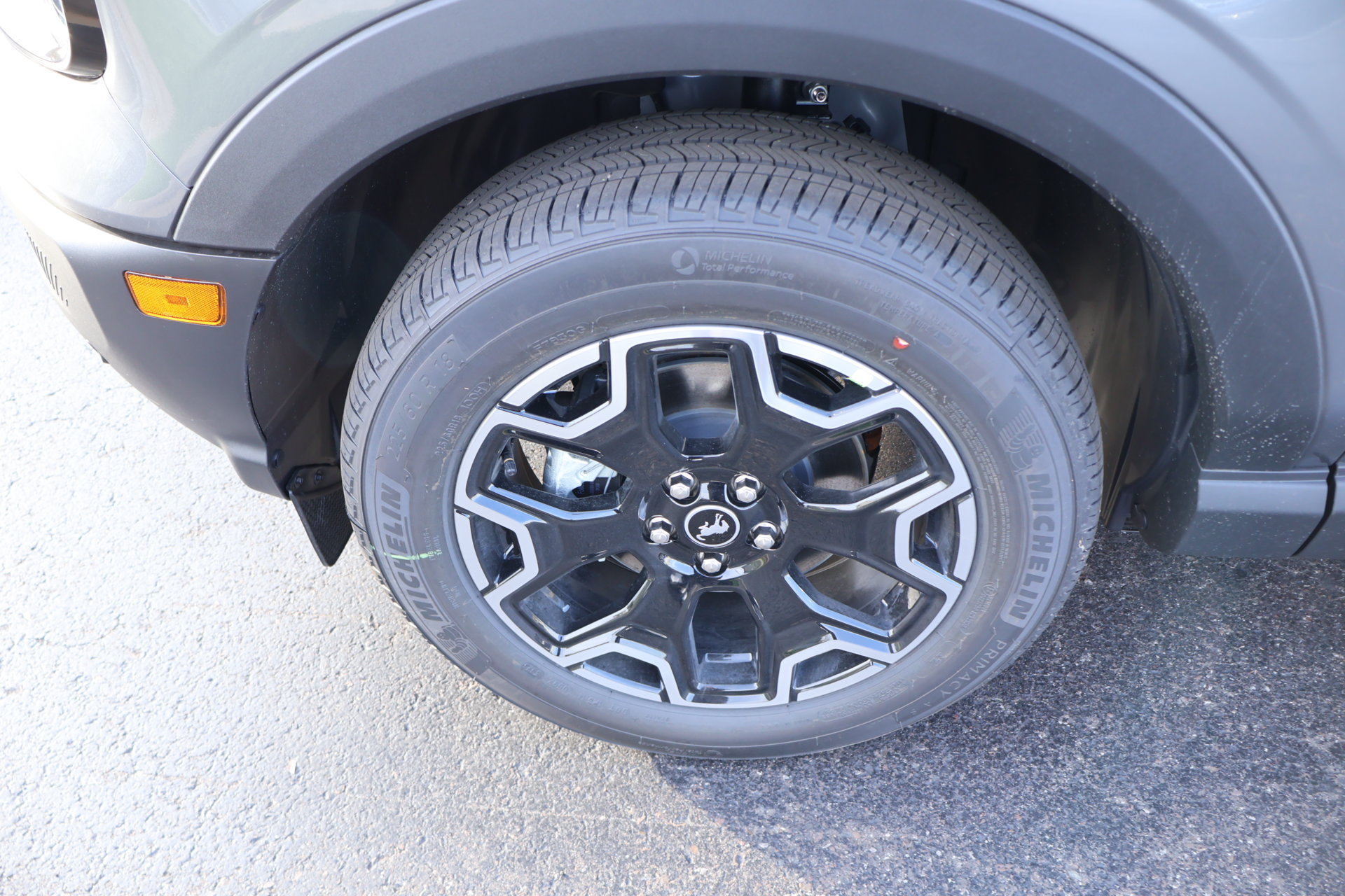 New 2026 Ford Bronco Sport Outer Banks w/ Outer Banks Tech Package+ AWD/4WD image 18