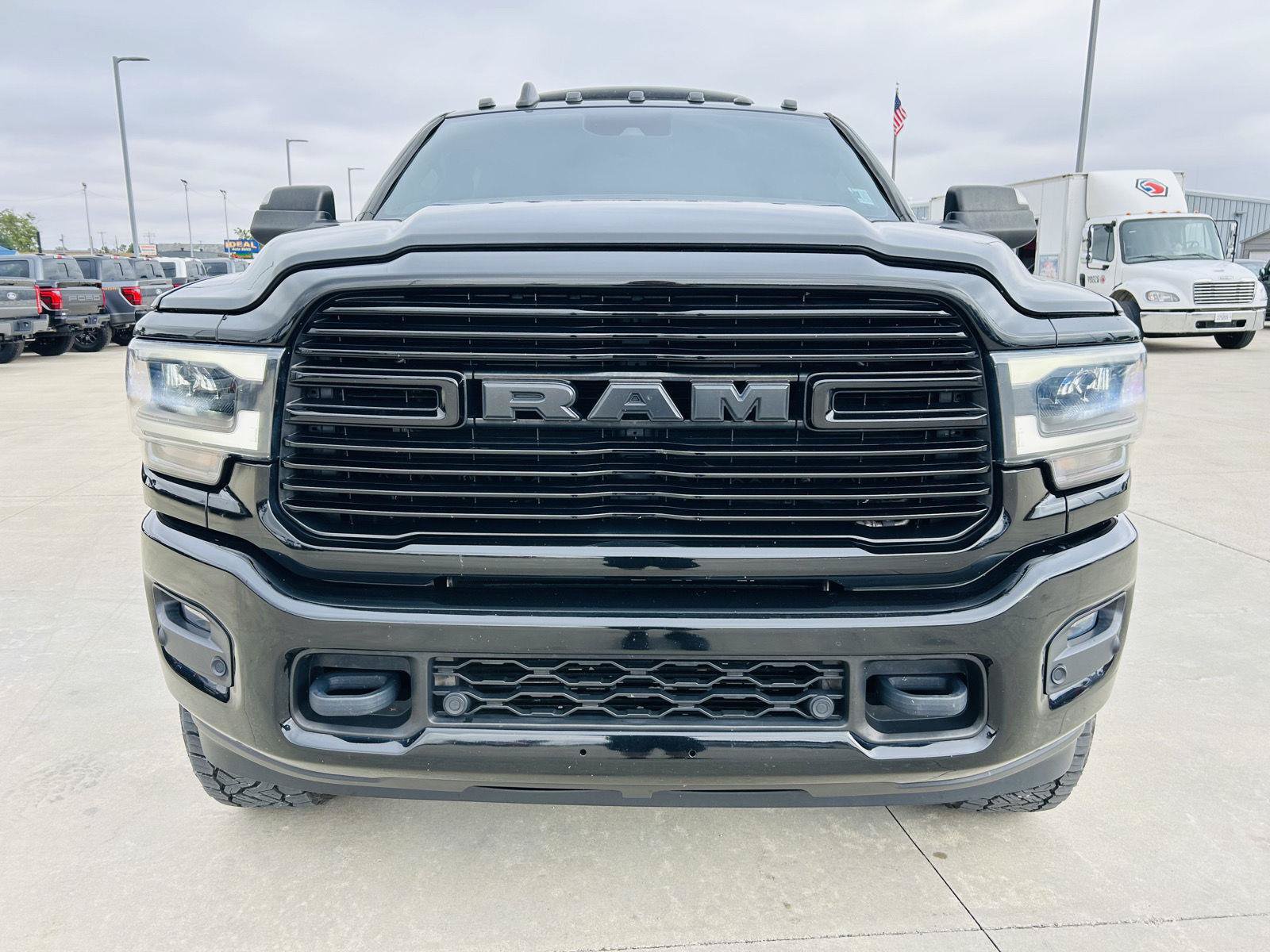 Used 2020 RAM 3500 Laramie w/ Night Edition AWD/4WD image 32