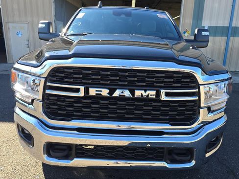 Used 2024 RAM 2500 Big Horn w/ Safety Group image 3