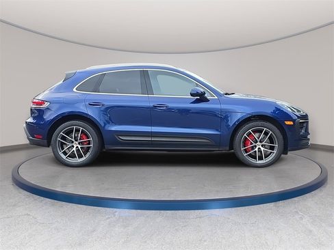 Used 2024 Porsche Macan S image 5