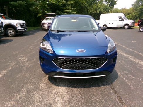 Used 2022 Ford Escape SE w/ Convenience Package AWD/4WD image 2