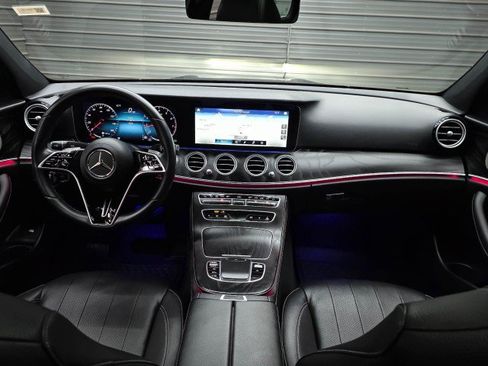 Used 2022 Mercedes-Benz E 350 4MATIC Sedan image 12