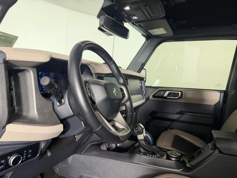 Used 2024 Ford Bronco Wildtrak AWD/4WD image 24