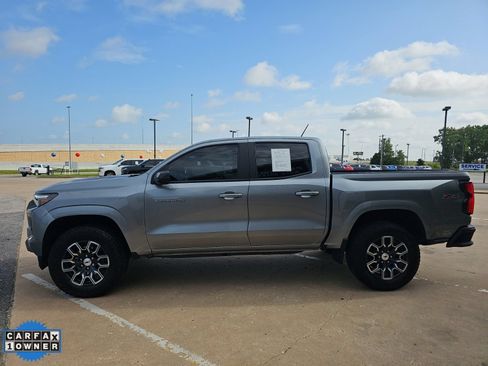 Used 2025 Chevrolet Colorado Z71 AWD/4WD image 9