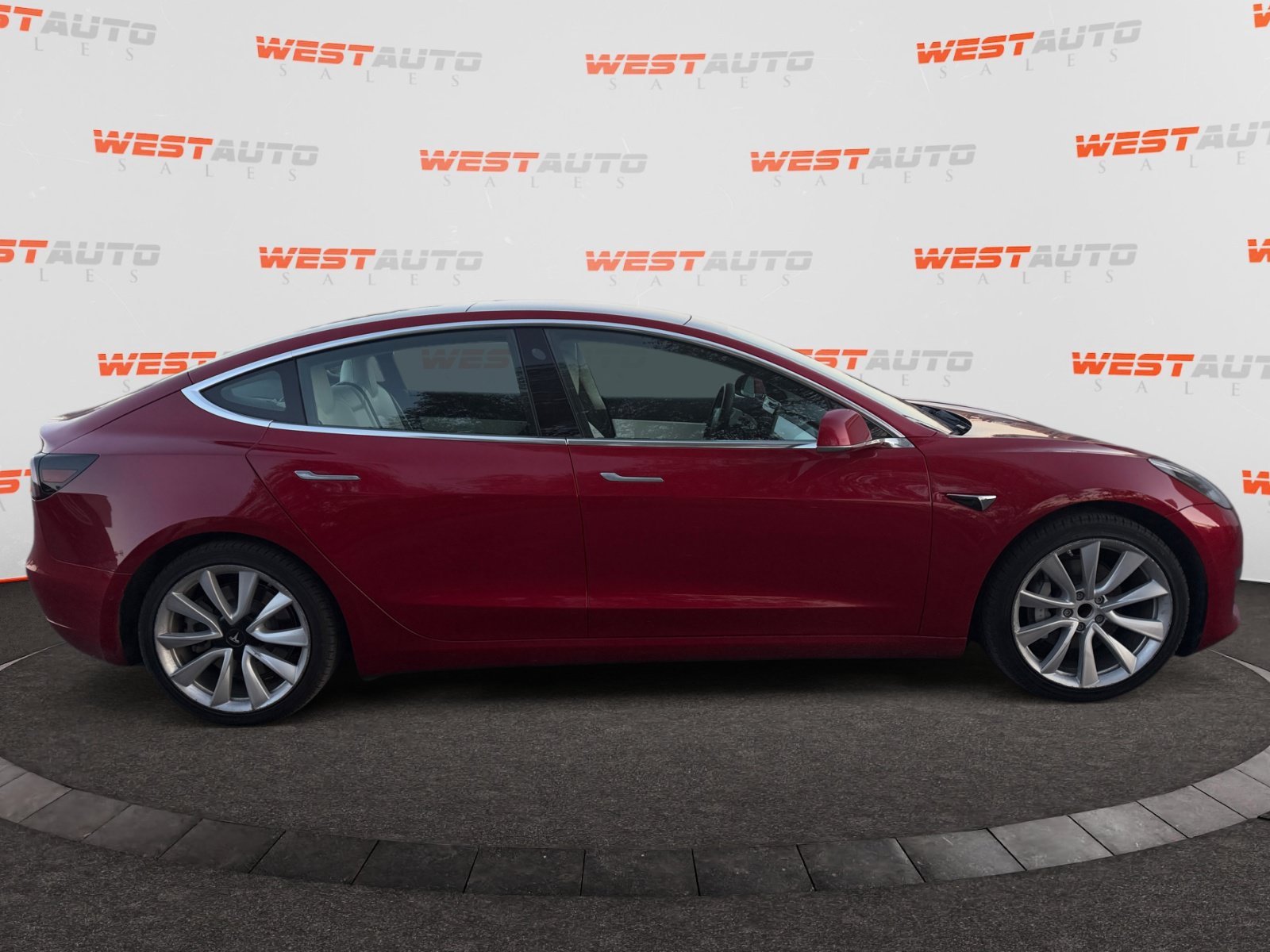 Used 2020 Tesla Model 3 Standard Range RWD image 6