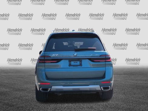 Used 2026 BMW X7 xDrive40i image 9