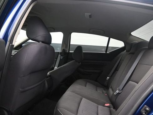 Used 2020 Nissan Altima 2.5 S FWD image 11