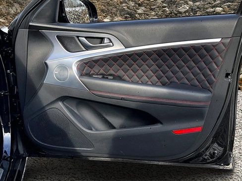 Used 2019 Genesis G70 3.3T Advanced w/ Sport Package image 22