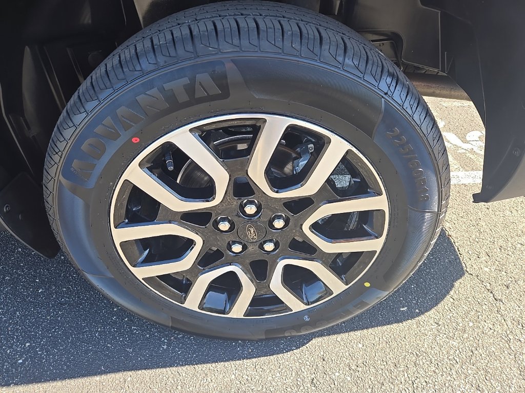 Used 2023 Ford Maverick Lariat FWD image 17