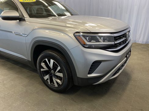 Used 2020 Volkswagen Atlas Cross Sport SE image 48