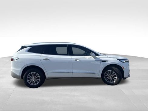 Certified 2024 Buick Enclave Essence FWD image 6