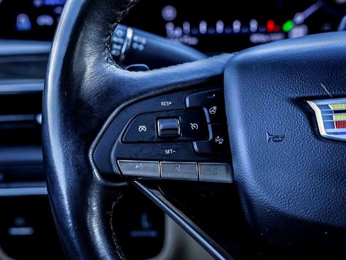 Used 2024 Cadillac Escalade Premium Luxury image 27