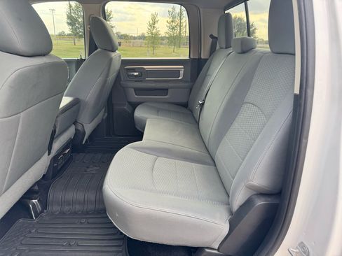 Used 2015 RAM 2500 SLT w/ Protection Group image 17