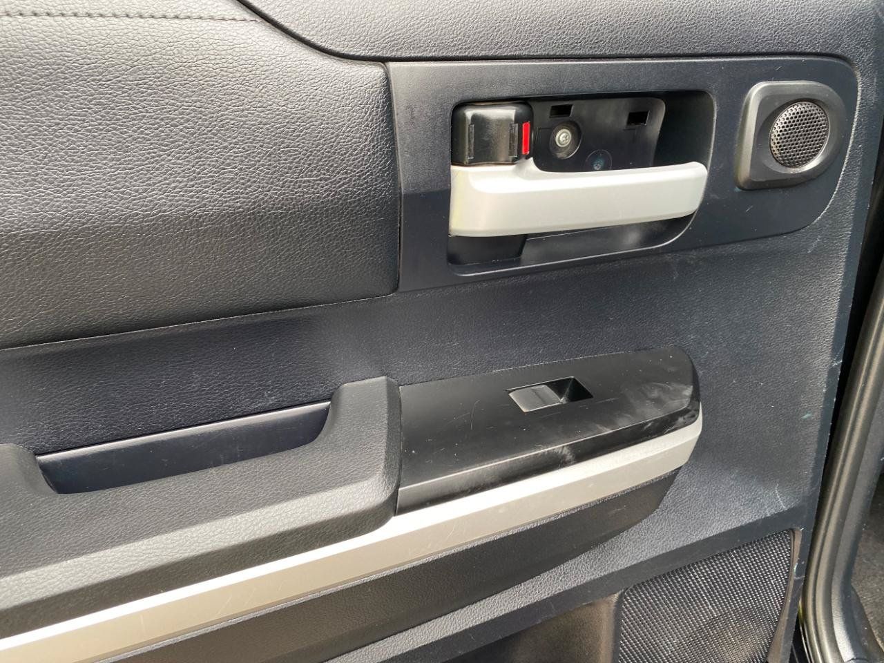Used 2014 Toyota Tundra SR5 w/ SR5 Upgrade Package RWD image 33