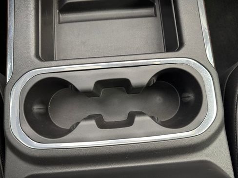 Used 2022 GMC Sierra 3500 SLT image 19