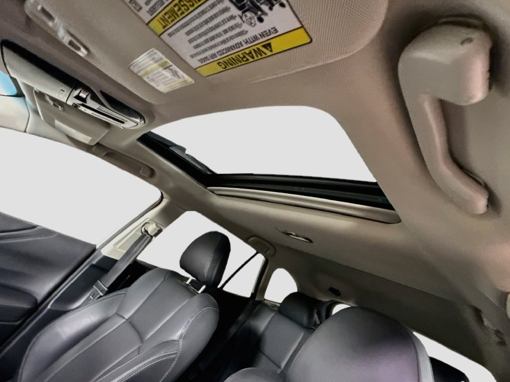 Used 2022 Subaru Outback Limited AWD/4WD image 11