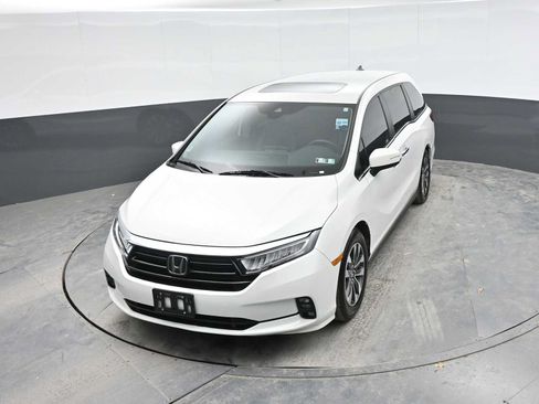 Used 2023 Honda Odyssey EX-L image 16