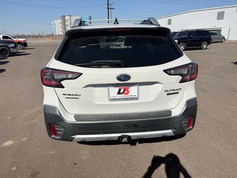 Used 2020 Subaru Outback Touring w/ Popular Package #2 image 4