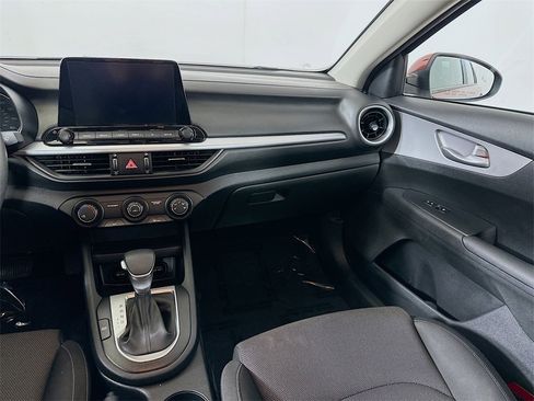Used 2023 Kia Forte LXS w/ LXS Technology Package image 19